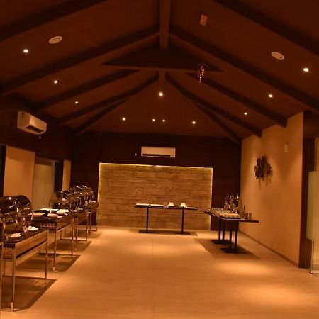 Laxmi Film City Resort ヴァドーダラー エクステリア 写真
